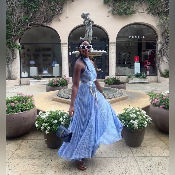 Brittany’s Lux Clothing Show! 💫 XS-L 💕 - Picture 3 of 6